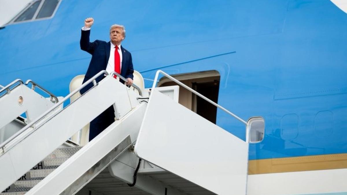 trump-summit-alaska_98971900