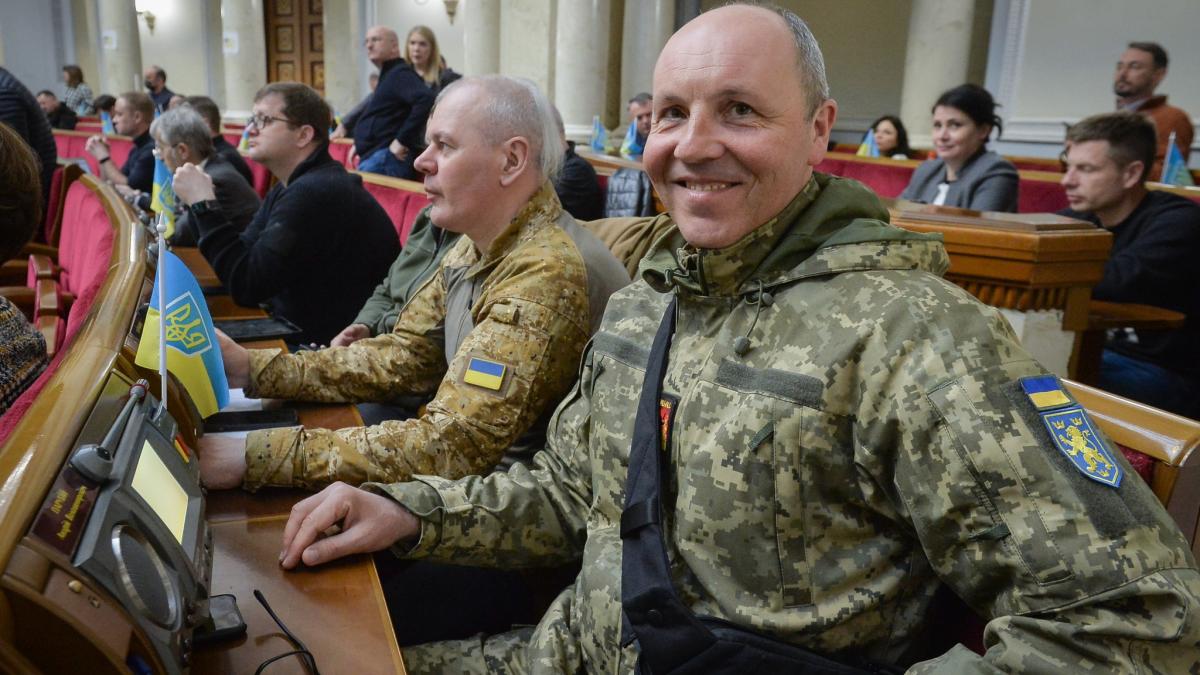 andrii-parubii_61290900