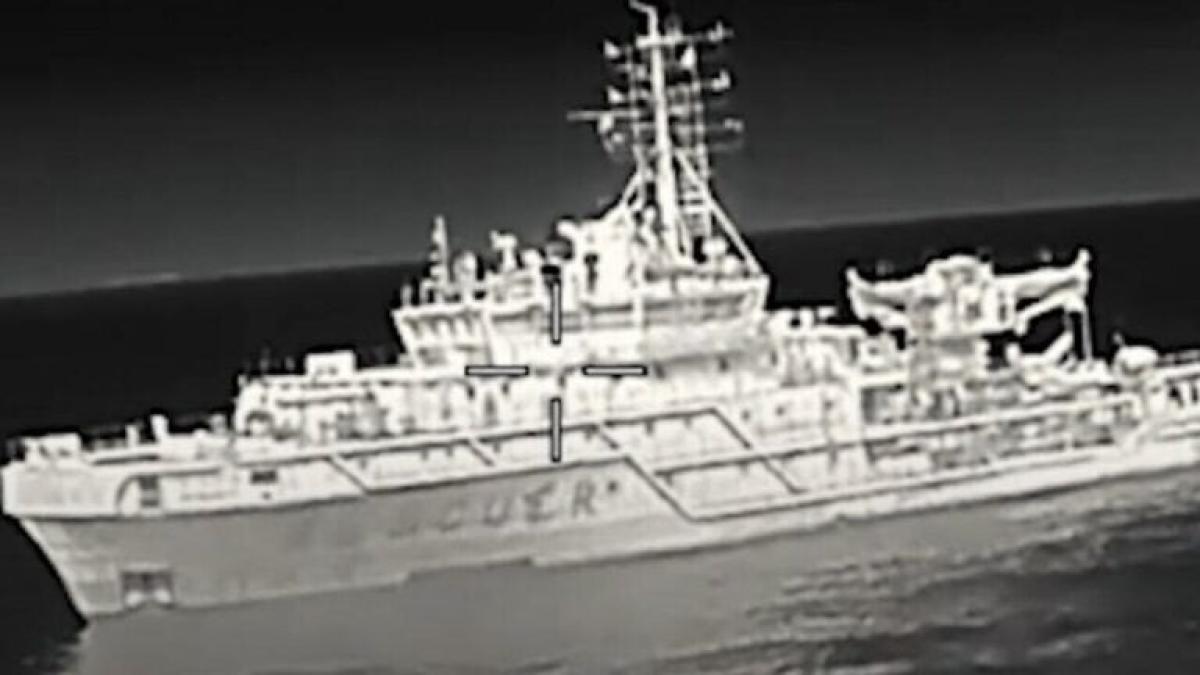 nava_rusesca_lovita_de_ucraineni_-la_novorossiisk_46814200