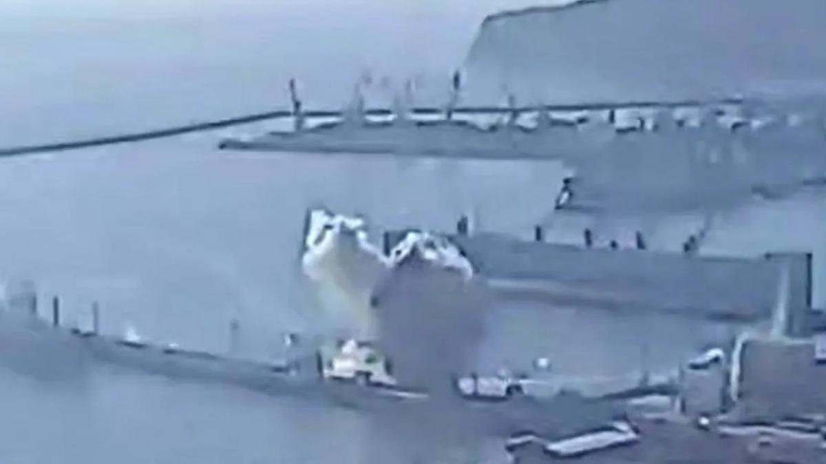 termina-petrol-portul-tuapse-atacat-de-ucraineni_54374900