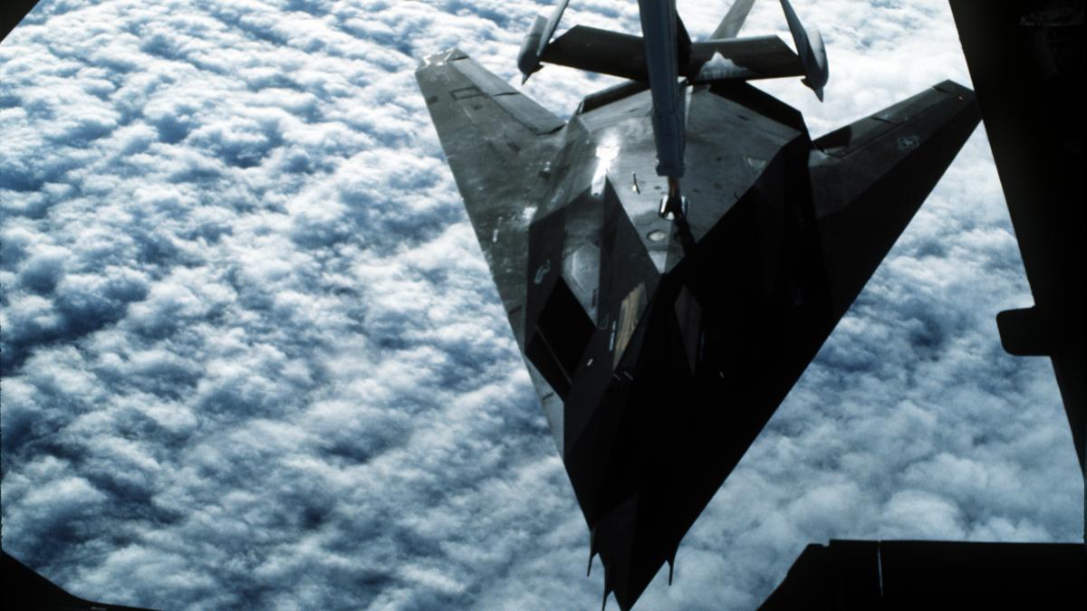 f_117_nighthawk_realimentare_52719200