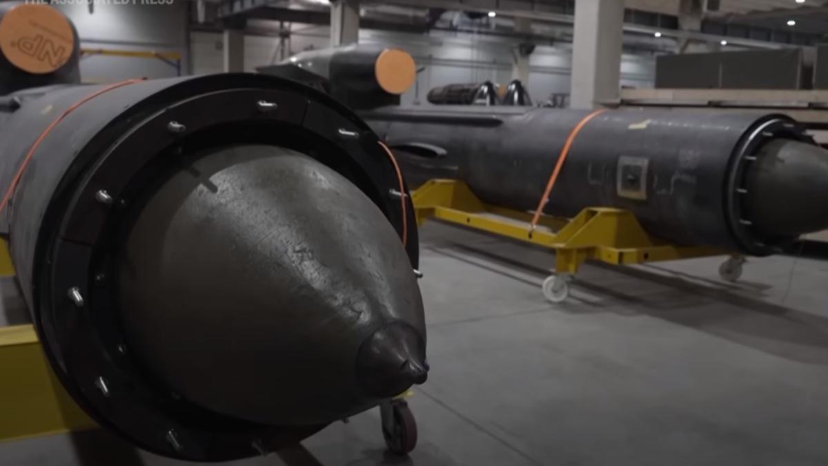 Rachete Flamingo în „cămară”. Ucraina stochează pentru la iarnă varianta autohtonă a „Tomahawk-ului pe steroizi” care e folosit rar, deși producția accelerează