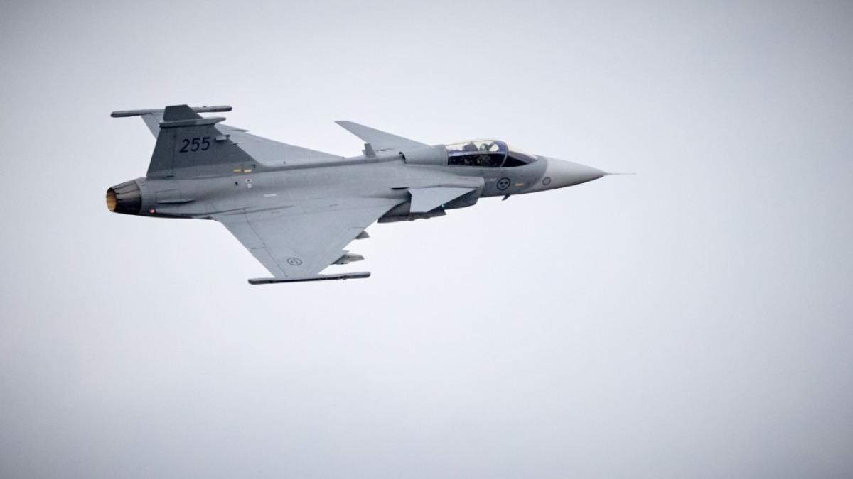 gripen-1_33620100