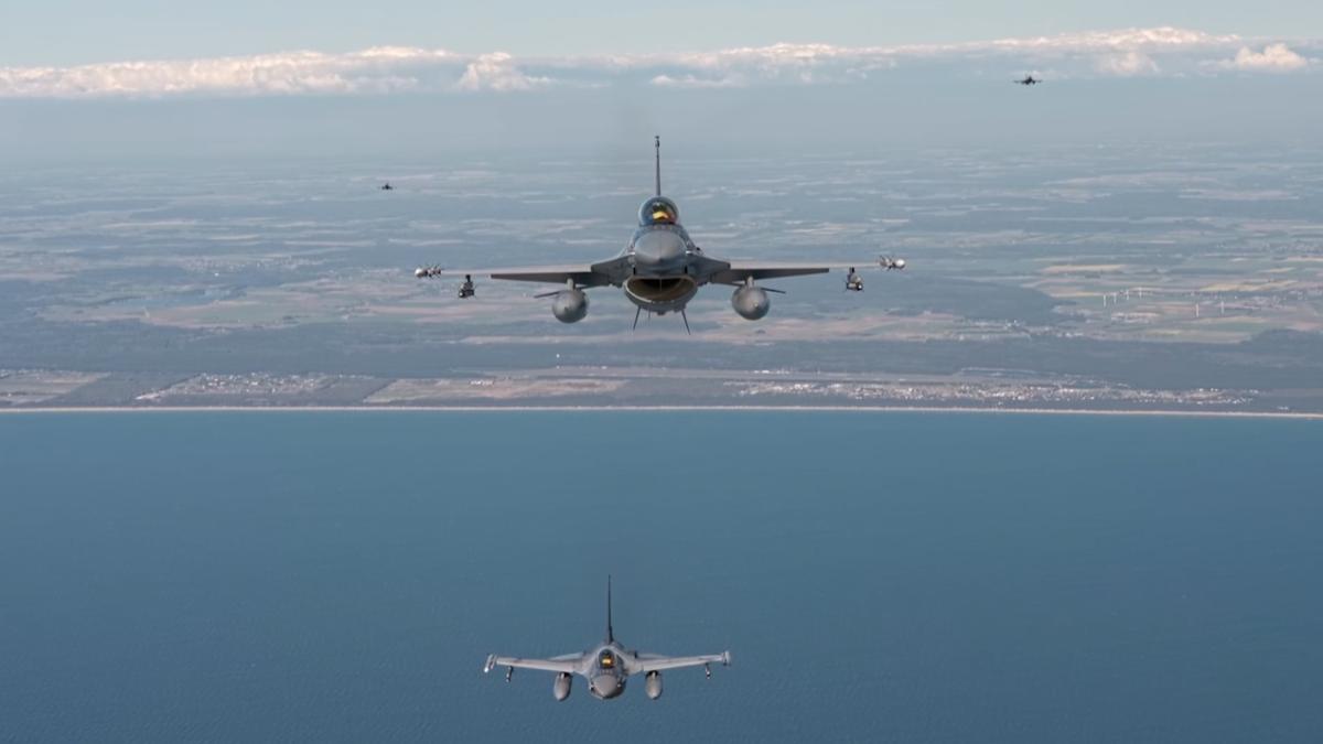 f-16-romania-avioane_82606300