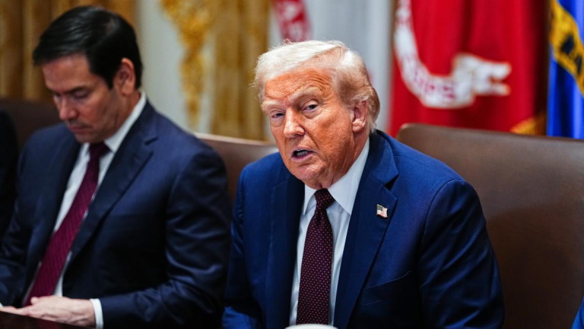 donald-trump_22461800_09723000