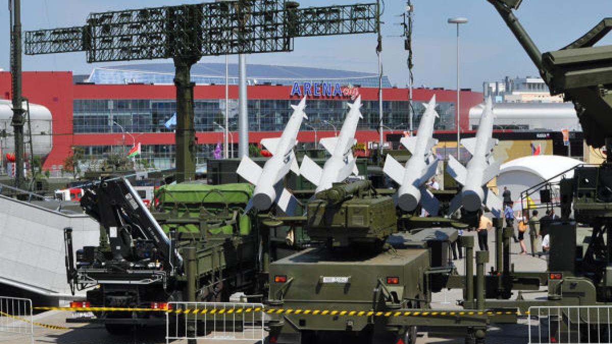 expozitie-de-armament_01356700