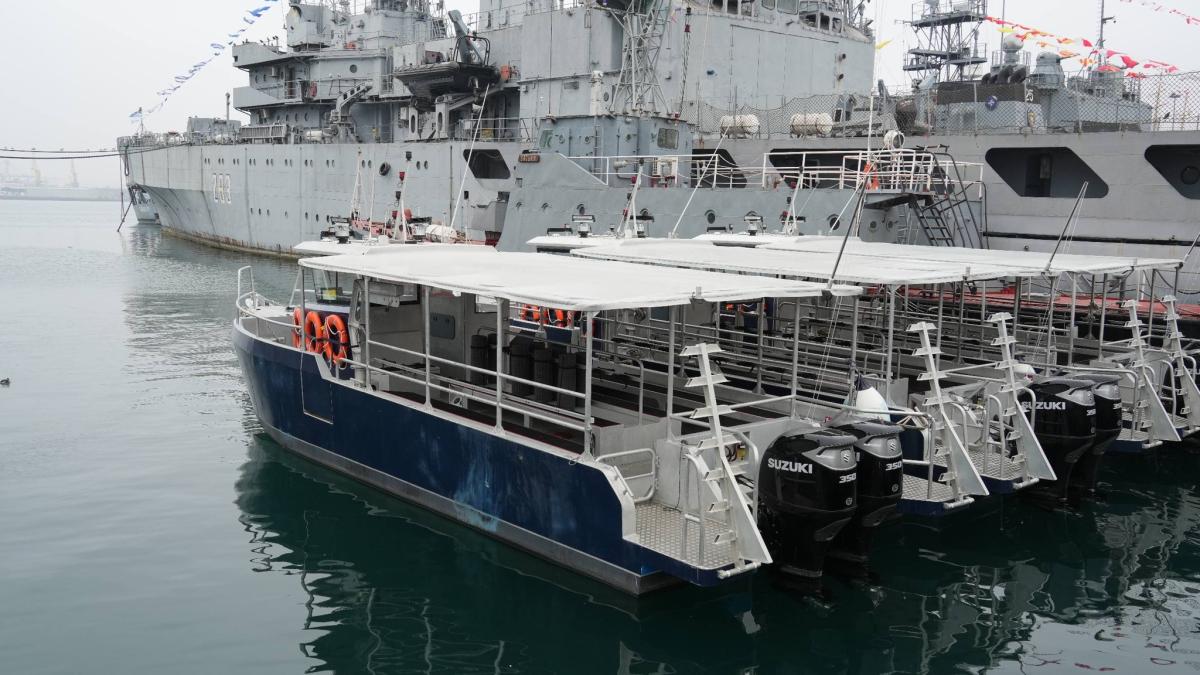 șalupe rapide de intervenție