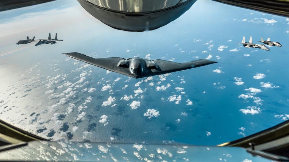 b-2-f-15-f-35_95104000