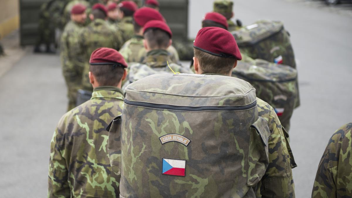 17080883075_5cce00e0ab_o_30807400