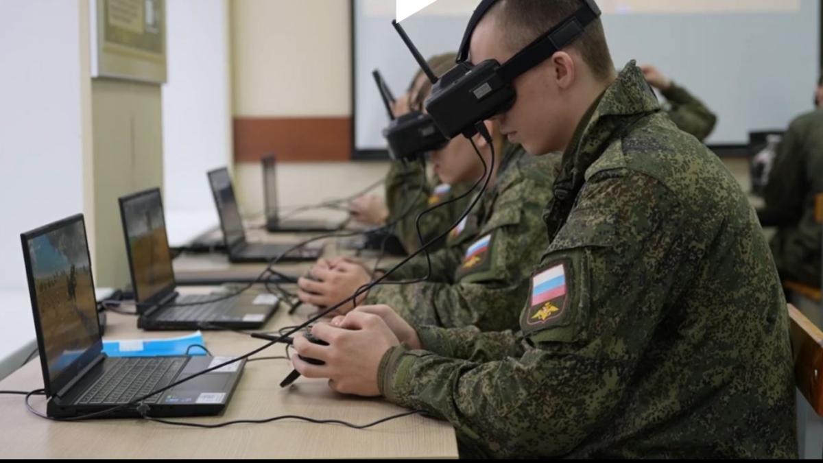 Universitatea de cadre: În culisele Departamentului 4 din Universitatea Bauman, fabrica de hackeri și sabotori a spionajului militar rus