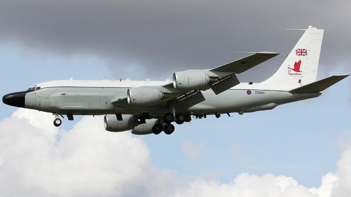 rc-135w-marea-britanie_82061900
