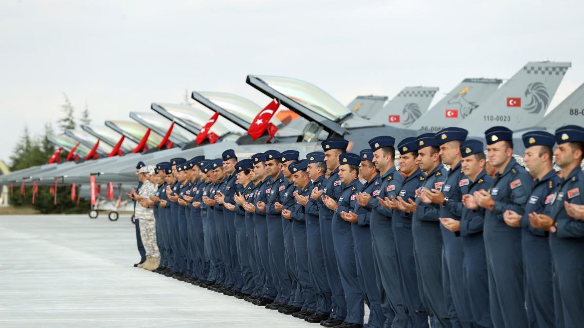 f-16_26026400