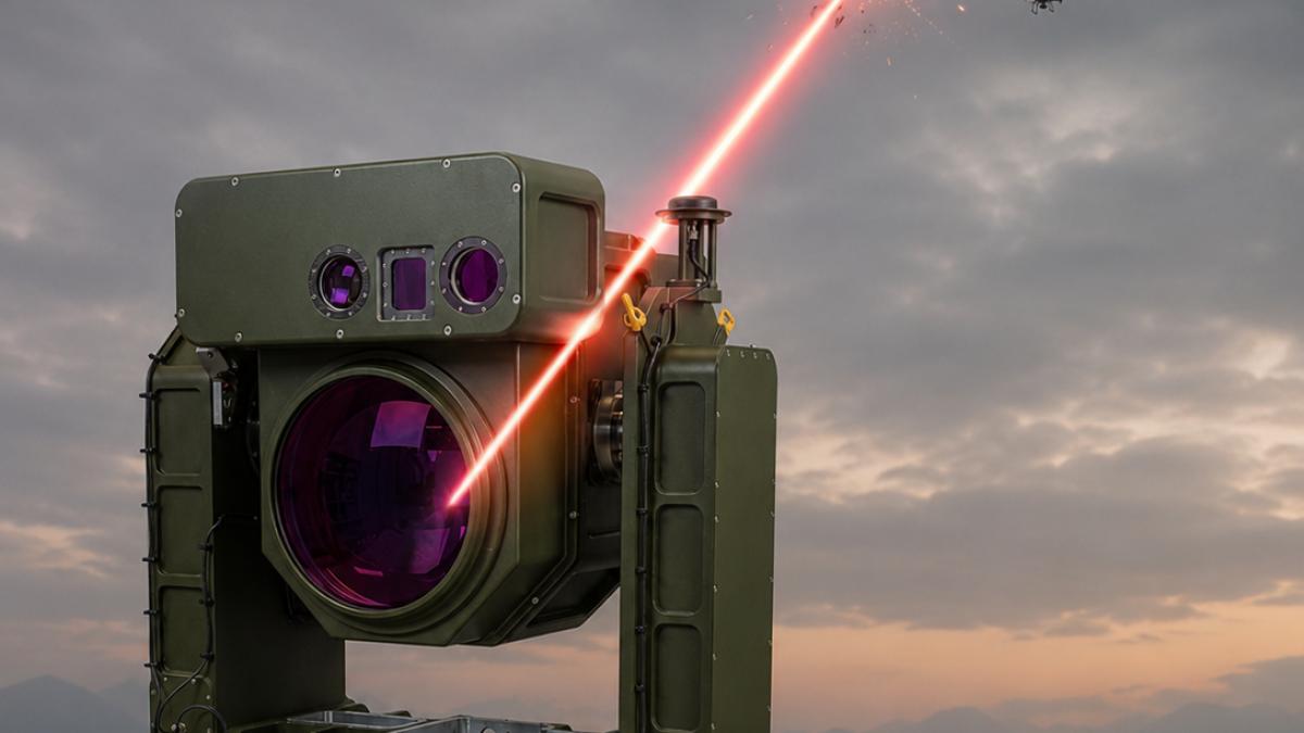 Dronele se doboară și cu sistem laser: DronLight poate doborî peste 30 de drone într-un minut pe o rază de 1 kilometru, soluție dezvoltată de israelieni