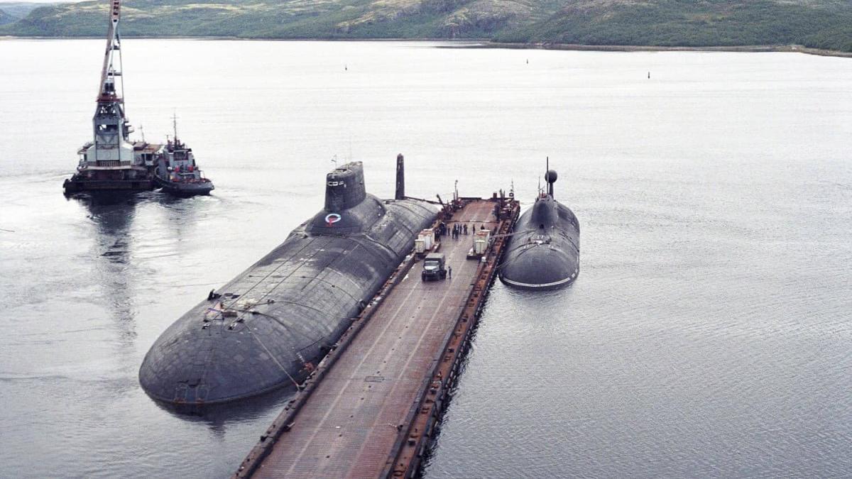 Ruşii s-au vulnerabilizat singuri: Armata rusă și-a retras propria apărare antiaeriană de la baza strategică a flotei de submarine
