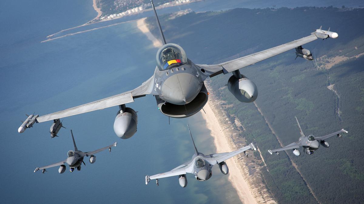 Două Eurofighter italiene și două F-16 românești au fost ridicate, după ce drone rusești s-au apropiat de frontiera României