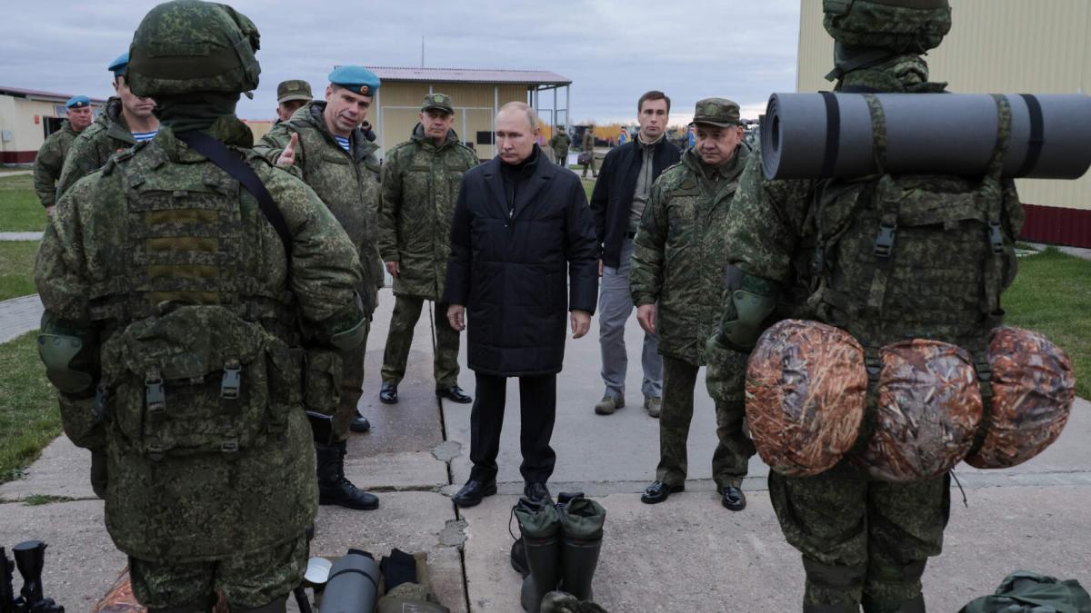 putin-armata-rusia-armata-rusa_79393200