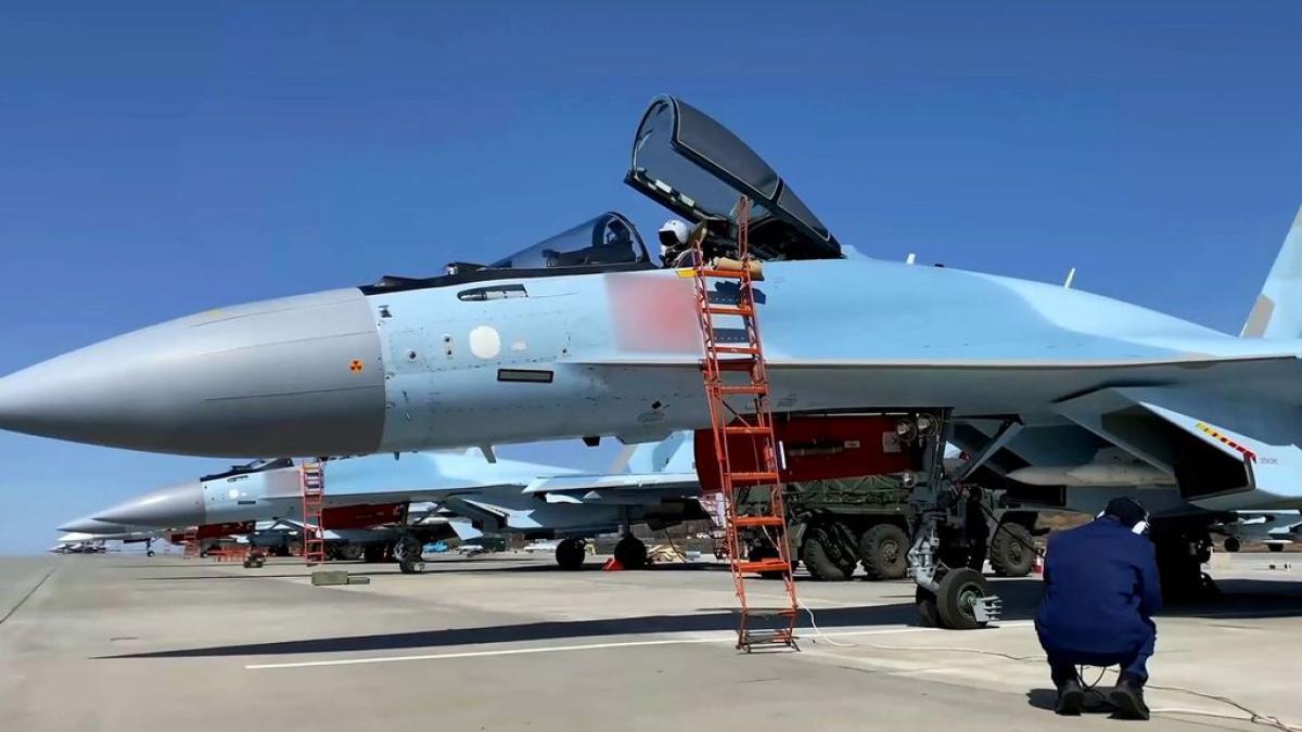 avioane-de-lupta-su-35_63972700