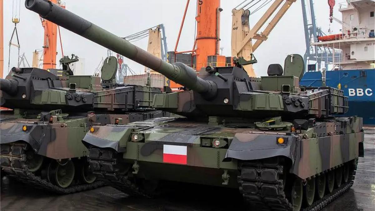 polonia-tancuri-k2_27269700