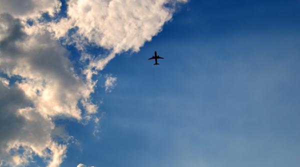 Miting aviatic la Brăila. Ocazii rare pentru spectatori 