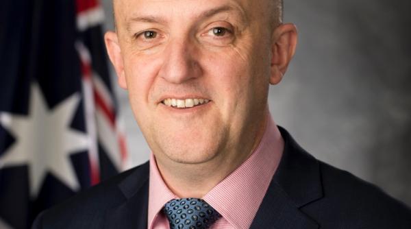 Cel mai bun spion cibernetic avertizează împotriva dependenței de inteligență artificială