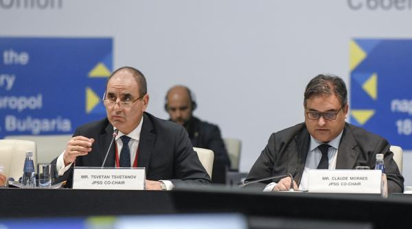 Deputații bulgari participă la Forumul Transatlantic privind securitatea din Berlin
