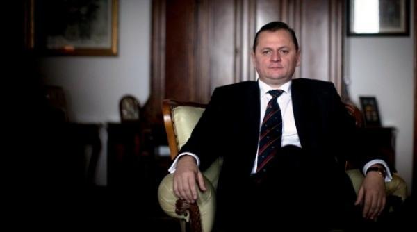 Plenul reunit votează astăzi numirea lui Gabriel Vlase la şefia SIE