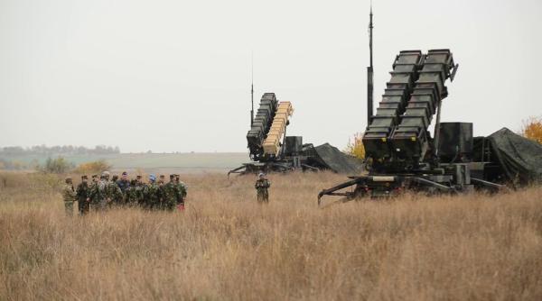 Sistemele Patriot. Ministrul Fifor trimite militari români în SUA 