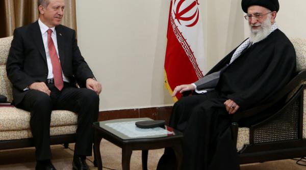 Washingtonul transmite un avertisment diplomatic companiilor turceşti. Sistaţi afacerile cu Iranul