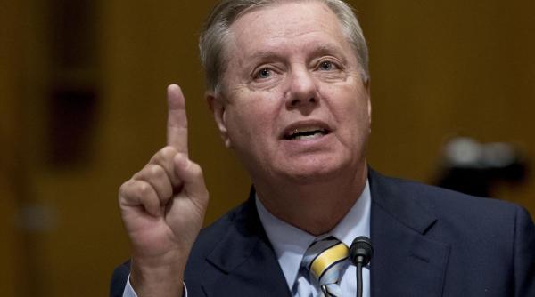 Doi senatori republicani cer noi sancţiuni împotriva Rusiei