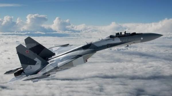 Bombardiere rusești Su-35S, în insulele Kurile. Japonia protestează vehement