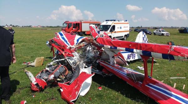 România: Starea pilotului rănit după ce două avioane s-au ciocnit în aer