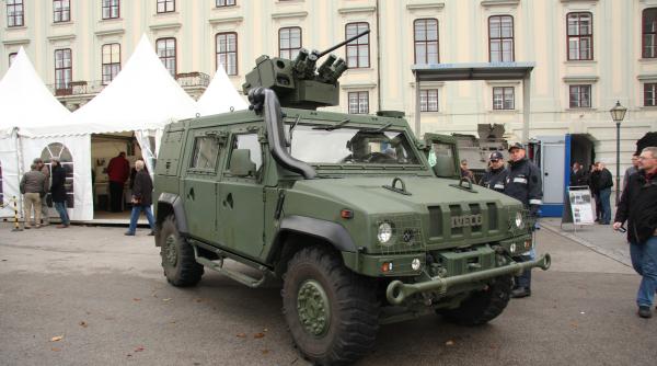 Brazilia vrea să cumpere vehicule tactice LMV Lynx 4x4 de la Iveco