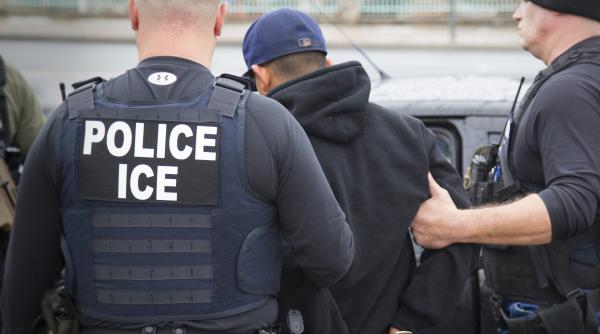 Român expulzat de SUA. A acordat sprijin material Forţelor Armate Revoluţionare din Columbia