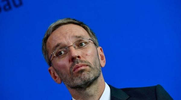 Anchetă de amploare în Austria. Ministrul de interne suspectat că lucrează pentru Rusia