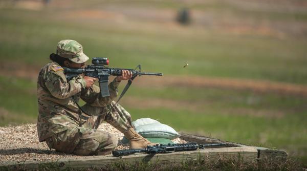 Infanteria marină a SUA, exerciţii alături de rebelii din Siria