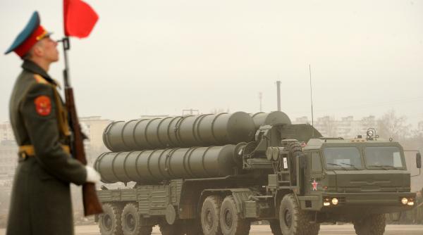 Rusia grăbeşte livrarea sistemului de rachete S-300 către Siria