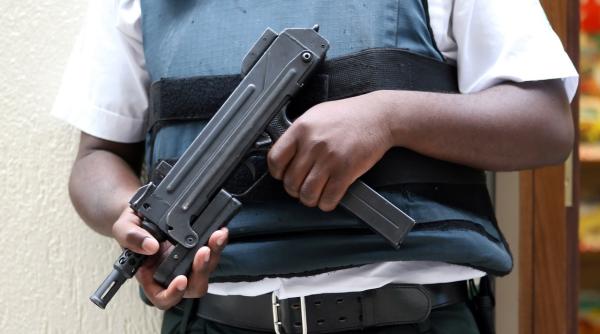 Atac Olanda. Suspecții, detenție prelungită: O dramă