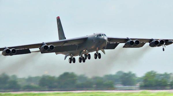 Bombardiere B-52H Stratofortress ale SUA, în Marea Chinei de Sud: ”Acțiuni provocatoare” 