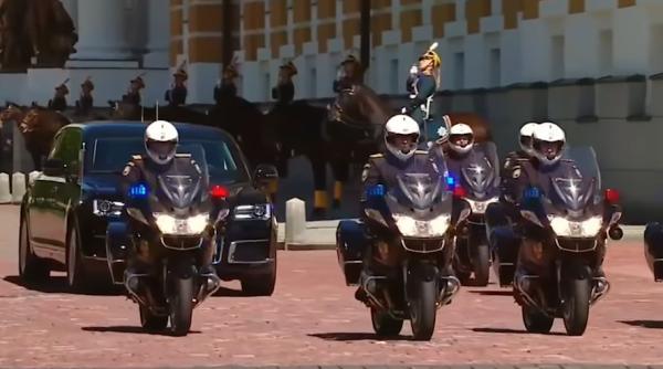 Rusia: Condamnări la închisoare pentru pancarte anti-Putin