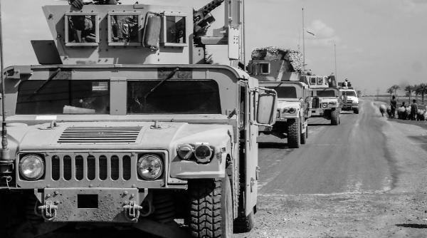 Pentagon: Sute de militari, la graniţa SUA cu Mexicul