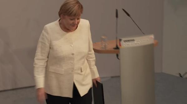 Rivalul lui Merkel la conducerea CDU, critici împotriva migrației