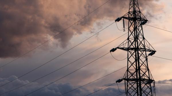 Securitate Energetică: Începe conectarea rețelelor electrice între Slovenia şi Ungaria