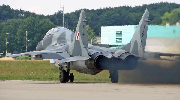 MiG 29: Polonia ridică din nou aparatele după tragedia din vară