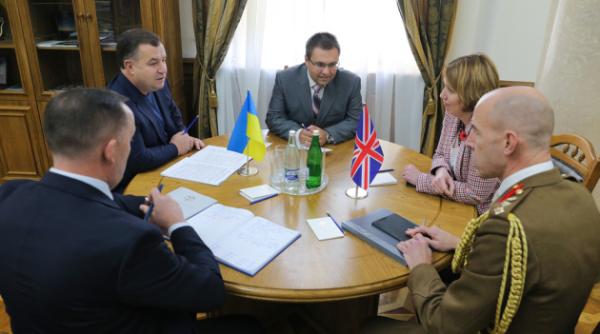 Ucraina şi Marea Britanie, discuţie privind cooperarea bilaterală în domeniul apărării 