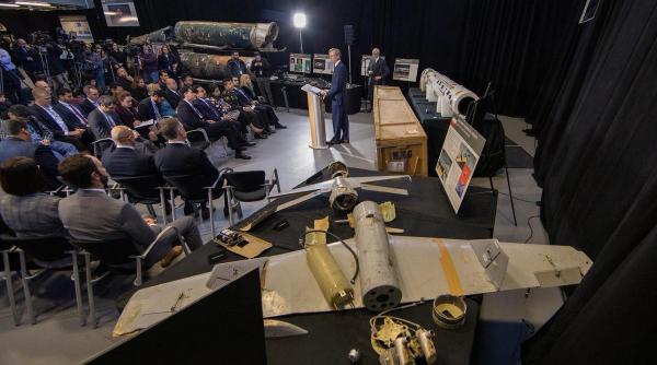 SUA avertizează în legătură cu ''ameninţarea'' iraniană, ''dezvăluind'' noi arme (Foto/Video)