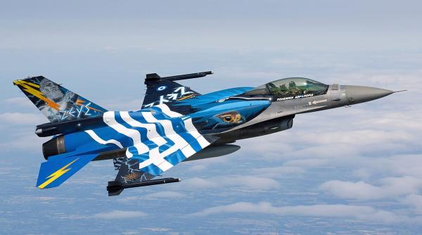 Grecia modernizează un număr impresionant de F-16