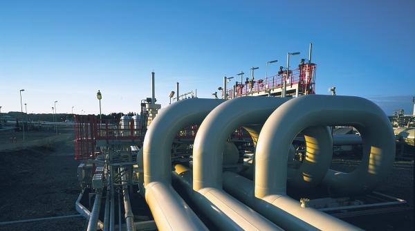 Securitate energetică. Bulgaria intenționează să devină acționar în proiectul unui terminal de GNL din Grecia