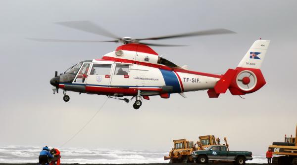 Elicoptere 365N Dauphin din Djibouti, reconfigurate la IAR Ghimbav