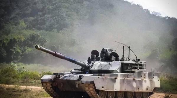 China vinde tancuri VT-4. Un nou lot achiziționat de Thailanda