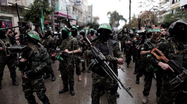 Hamas avertizează Israelul că va răspunde masiv la un eventual atac asupra Fâşiei Gaza